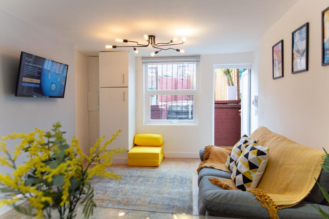 Cityhost - Leeds Apartments Beeston Hill Екстериор снимка