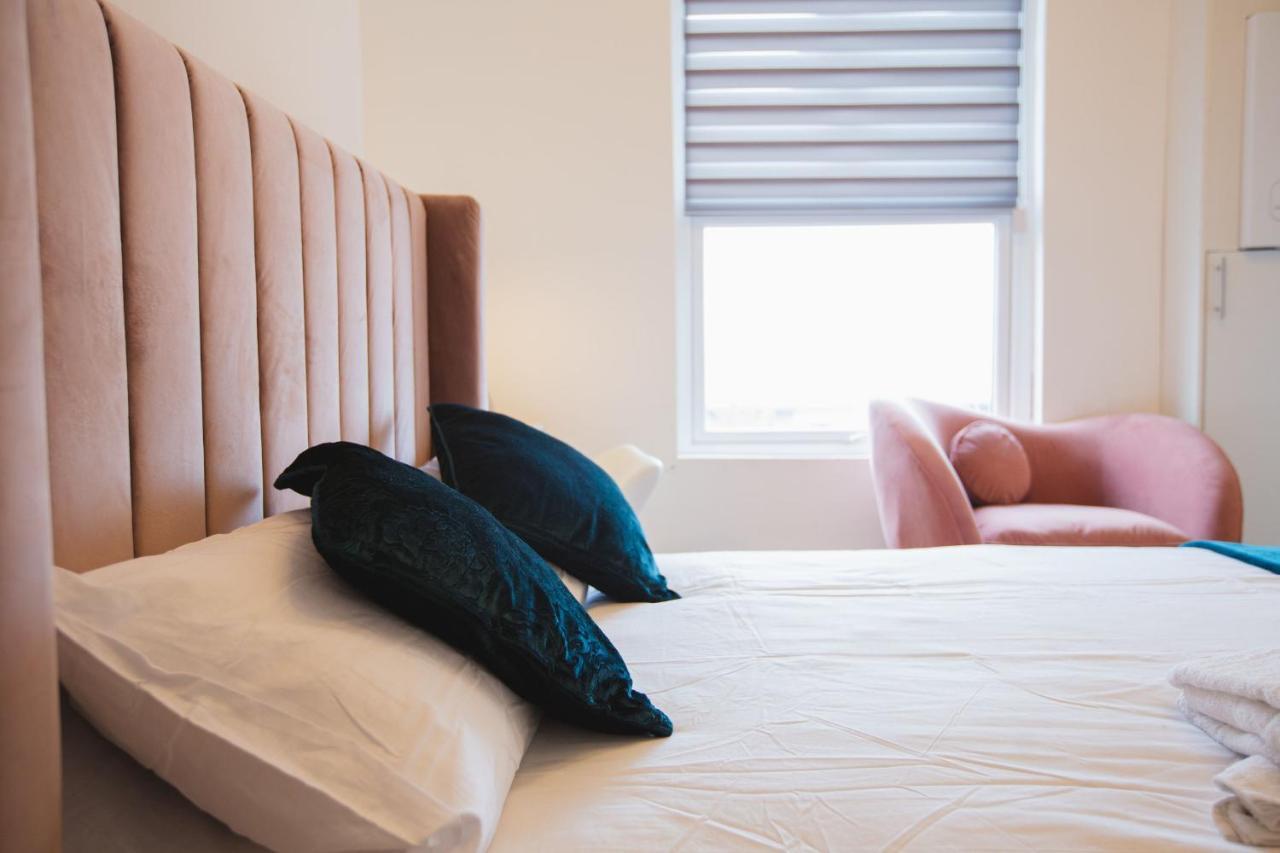 Cityhost - Leeds Apartments Beeston Hill Екстериор снимка