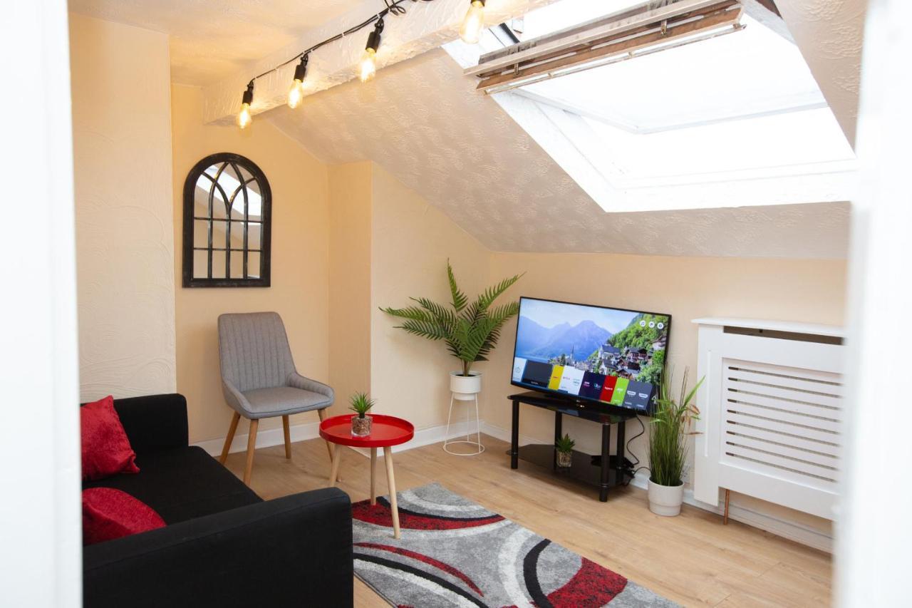 Cityhost - Leeds Apartments Beeston Hill Екстериор снимка