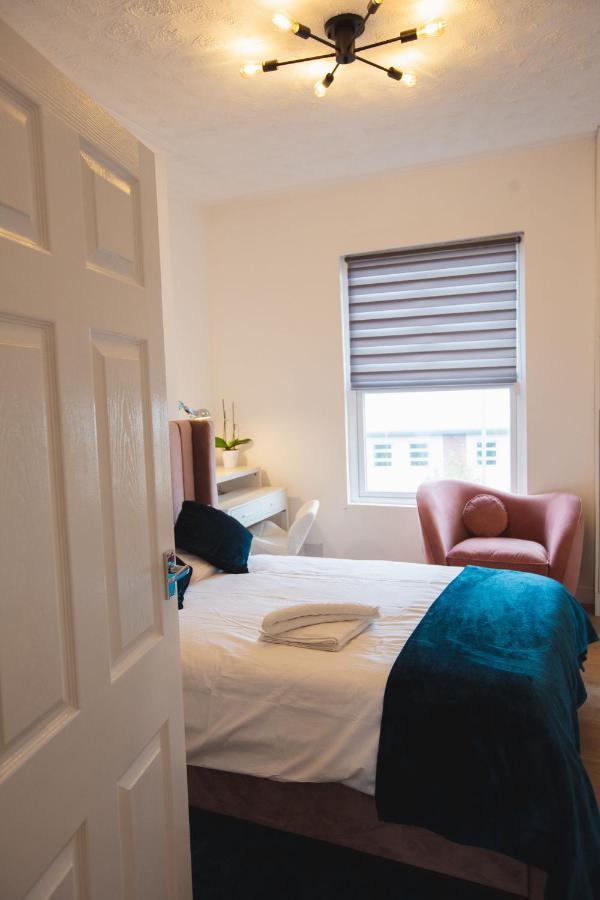 Cityhost - Leeds Apartments Beeston Hill Екстериор снимка