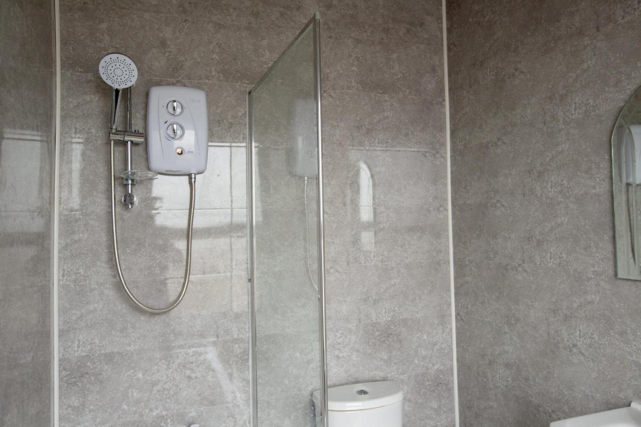 Cityhost - Leeds Apartments Beeston Hill Екстериор снимка